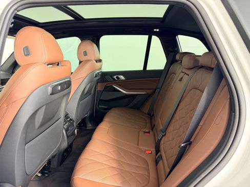 Certified 2024 BMW X5 sDrive40i w/ M Sport Package image 20