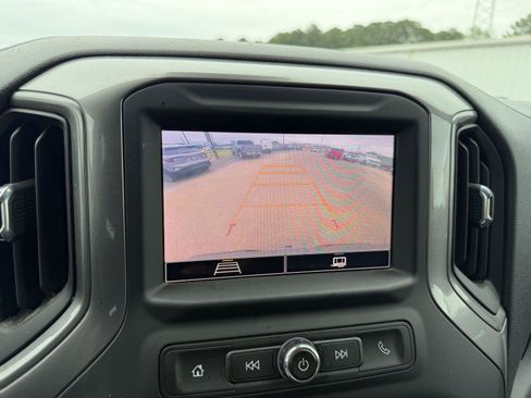 Used 2023 Chevrolet Silverado 1500 Custom AWD/4WD image 15