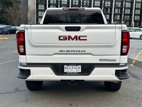 Used 2025 GMC Sierra 1500 Elevation w/ Elevation Premium Package image 4