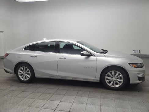 Used 2022 Chevrolet Malibu LT FWD image 11