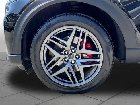 Used 2025 Ford Explorer ST-Line w/ ST-Line Street Pack AWD/4WD image 11