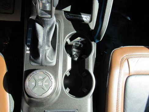 Used 2022 Ford Bronco Outer Banks AWD/4WD image 21