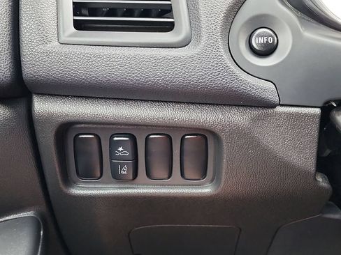 Used 2025 Mitsubishi Outlander Sport ES AWD/4WD image 25