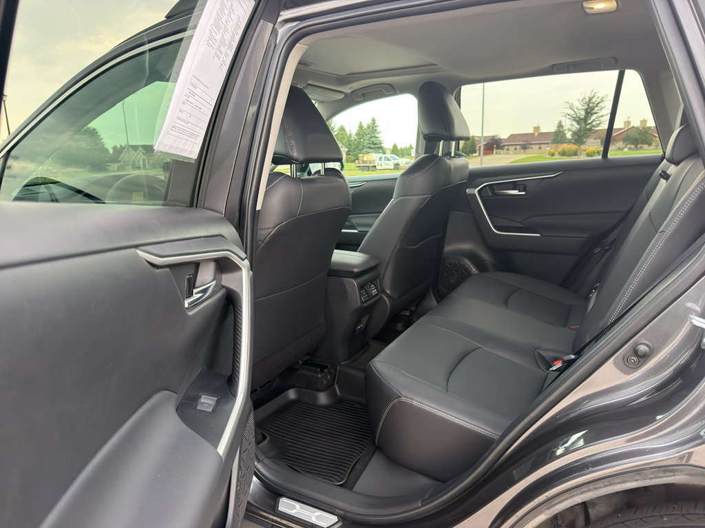 Used 2023 Toyota RAV4 XLE Premium AWD/4WD image 10