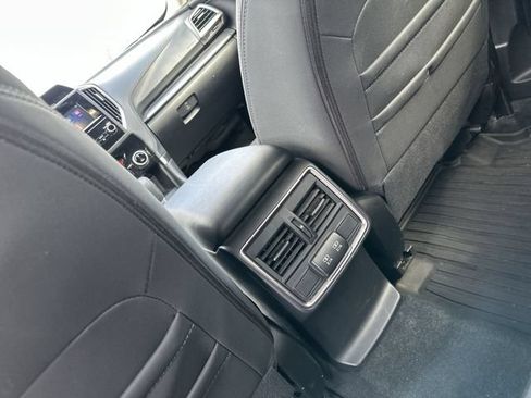 Used 2024 Subaru Forester Premium AWD/4WD image 24