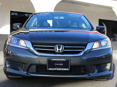 Used 2013 Honda Accord LX image 2