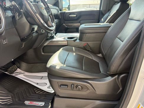 Used 2022 Chevrolet Silverado 2500 LTZ w/ LTZ Plus Package AWD/4WD image 11