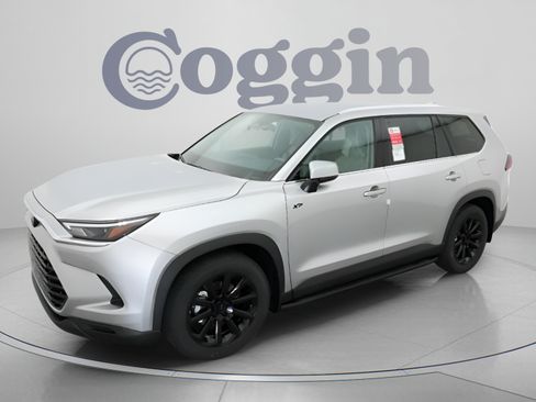 New 2026 Toyota Grand Highlander AWD image 2