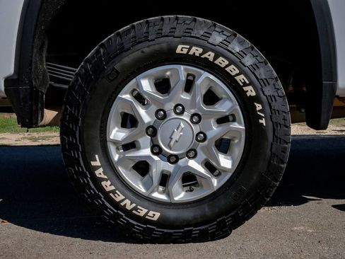 Used 2022 Chevrolet Silverado 2500 LTZ w/ Safety Package image 62