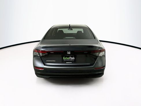 Used 2025 Honda Accord SE image 7