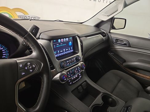 Used 2020 Chevrolet Tahoe LS w/ Enhanced Driver Alert Package AWD/4WD image 24