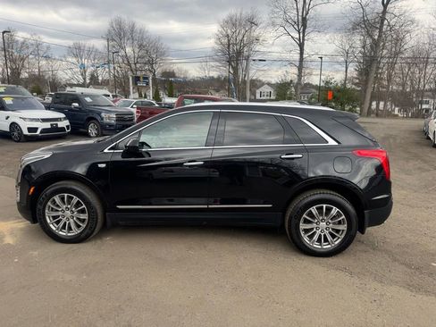 Used 2017 Cadillac XT5 Luxury w/ Driver Awareness Package AWD/4WD image 11