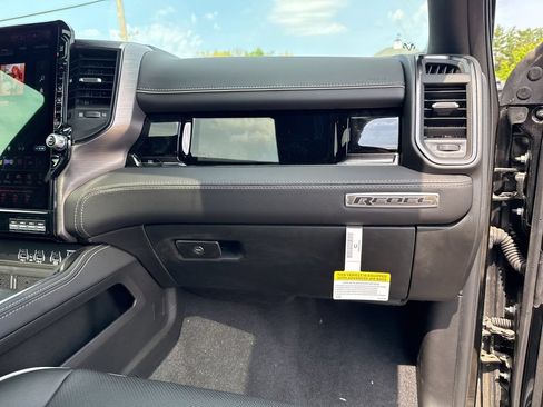 New 2026 RAM 2500 Rebel AWD/4WD image 33
