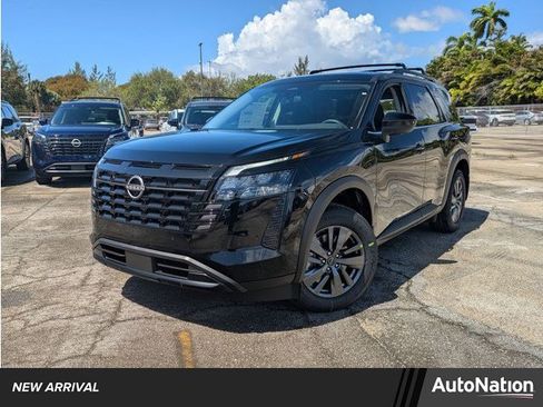 New 2026 Nissan Pathfinder SV image 1