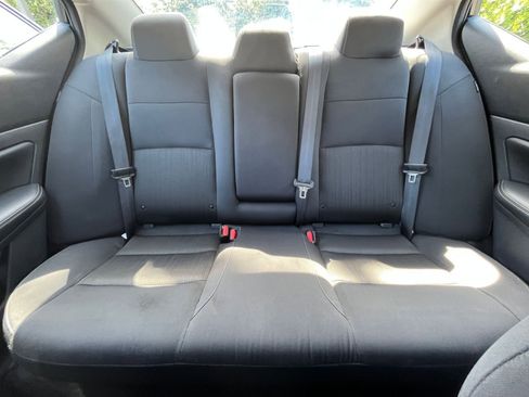 Used 2025 Nissan Altima 2.5 SV FWD image 37