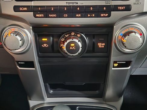 Used 2013 Toyota 4Runner SR5 RWD image 37
