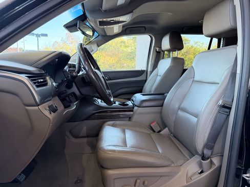 Used 2020 Chevrolet Tahoe LT image 9