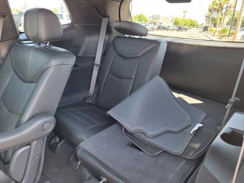 Certified 2025 Cadillac XT6 Premium Luxury AWD/4WD image 12