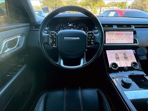 Used 2019 Land Rover Range Rover Velar S image 8