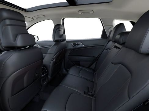 New 2026 Kia Sportage EX image 18