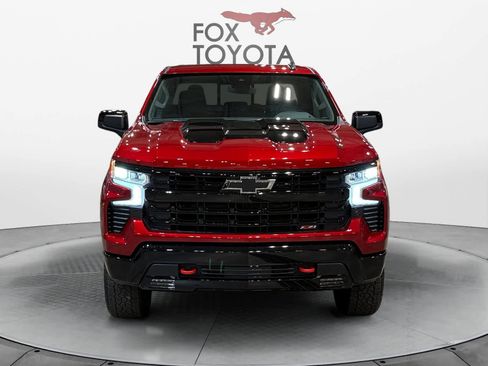 Used 2025 Chevrolet Silverado 1500 LT Trail Boss w/ Convenience Package II image 9