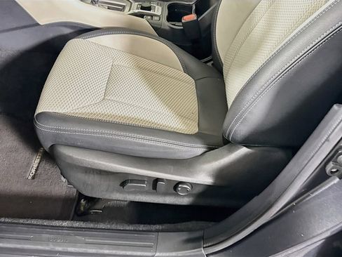 Certified 2023 Subaru Forester Premium AWD/4WD image 25