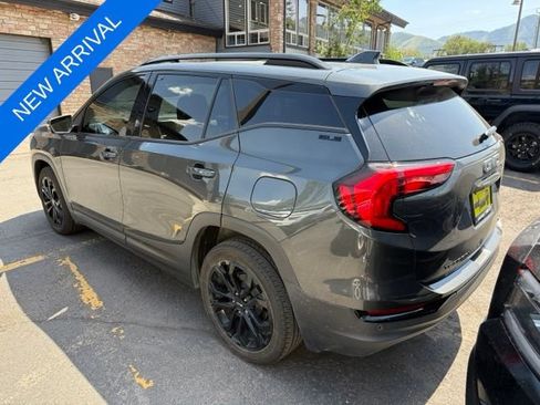 Used 2021 GMC Terrain SLE w/ Driver Convenience Package AWD/4WD image 6
