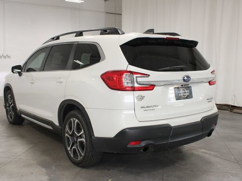 Used 2023 Subaru Ascent Limited w/ Technology Package AWD/4WD image 7