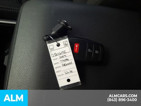 Used 2025 Toyota 4Runner SR5 image 36