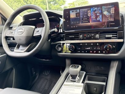 New 2026 Nissan Pathfinder SL