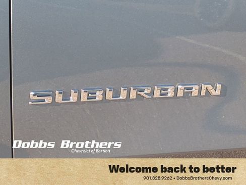 New 2026 Chevrolet Suburban Premier RWD image 31
