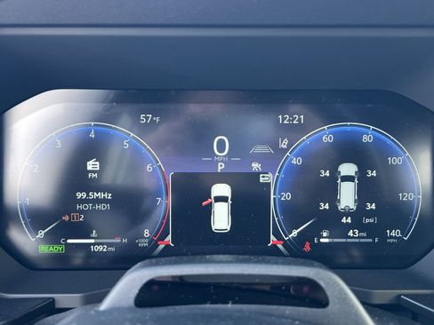 Used 2025 Toyota Land Cruiser image 16