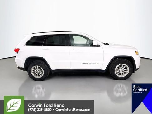 Used 2019 Jeep Grand Cherokee Laredo AWD/4WD image 10