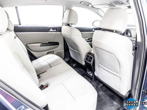 Used 2022 Kia Sportage LX image 34