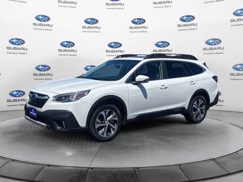 Used 2021 Subaru Outback Limited w/ Popular Package #2 AWD/4WD image 2