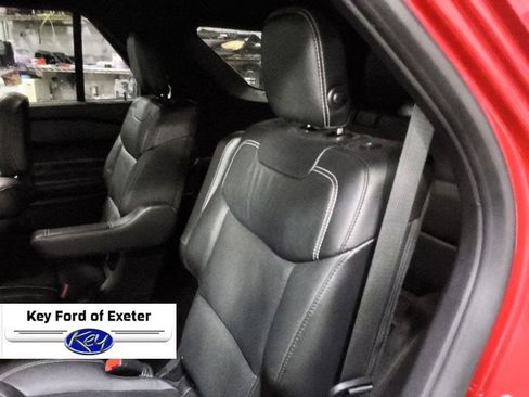 Used 2020 Ford Explorer ST w/ Premium Technology Package AWD/4WD image 18