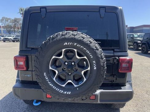 Used 2023 Jeep Wrangler Unlimited Rubicon 4xe AWD/4WD image 6