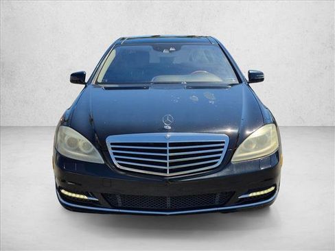 Used 2011 Mercedes-Benz S 550 image 2