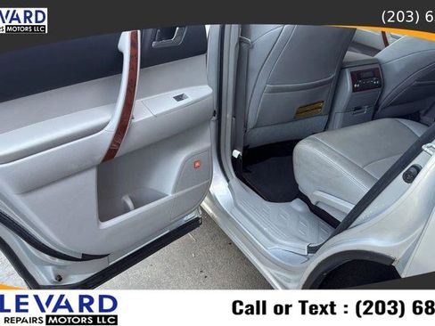Used 2011 Toyota Highlander Limited w/ Tow Pkg AWD/4WD image 30