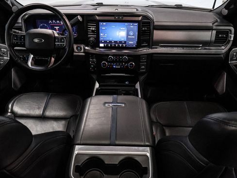 Certified 2025 Ford F350 Platinum AWD/4WD image 27