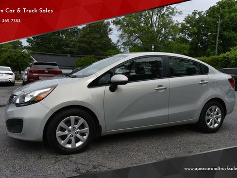 Used 2013 Kia Rio EX FWD image 1