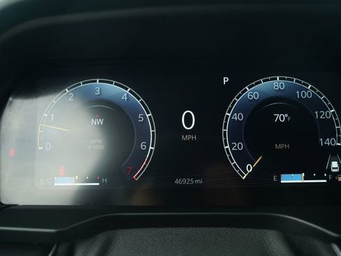 Used 2023 Jeep Grand Cherokee L Laredo image 34