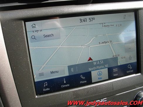 Used 2020 Ford Fusion SE FWD image 18