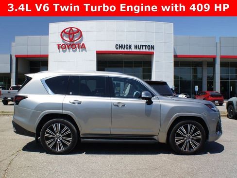 Used 2024 Lexus LX 600 4WD w/ Luxury Package image 1