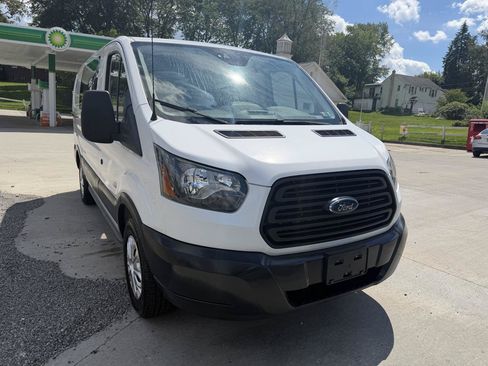 Used 2018 Ford Transit 150 130 Low Roof RWD image 30