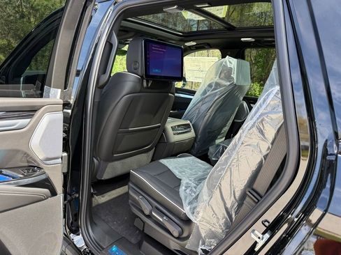 New 2026 Cadillac Escalade Sport AWD/4WD image 21