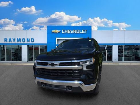 Used 2022 Chevrolet Silverado 1500 LT w/ True North Edition Plus AWD/4WD image 6