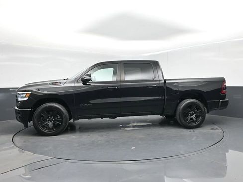 Used 2022 RAM 1500 Big Horn AWD/4WD image 5