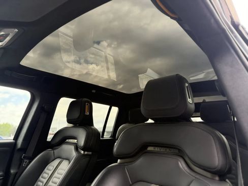Used 2022 Rivian R1S Launch Edition Quad AWD/4WD image 16