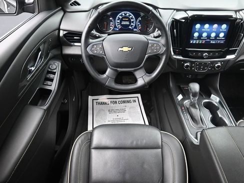 Used 2023 Chevrolet Traverse Premier AWD/4WD image 12